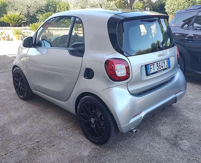 Usata Smart ForTwo Coupé Passion 90 CV (66 kW) 2019 Utilitaria