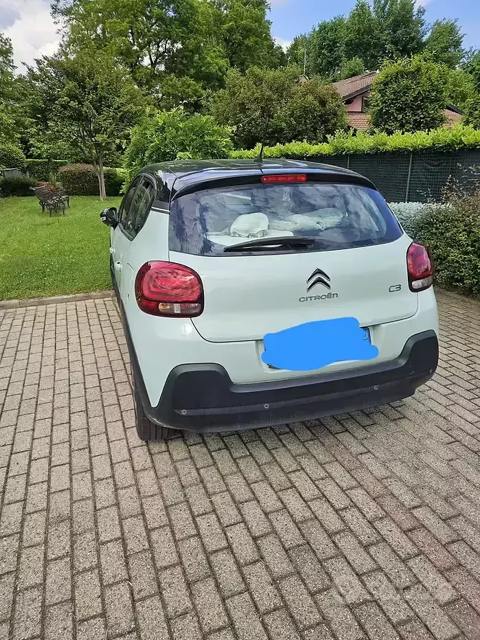 Usata Citroën C3 Shine 83 CV (61 kW) 2018 Verde Utilitaria