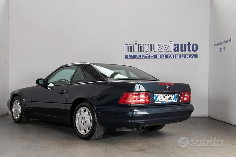 Usata Mercedes SL320 224 CV (164 kW) 1999 Nero Cabrio