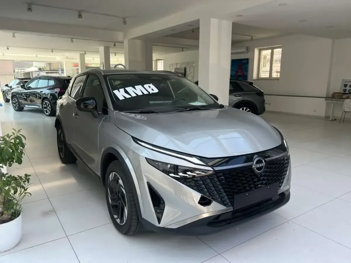 Nuova Nissan Qashqai N-Connecta 158 CV (116 kW) 2026 Antracite SUV