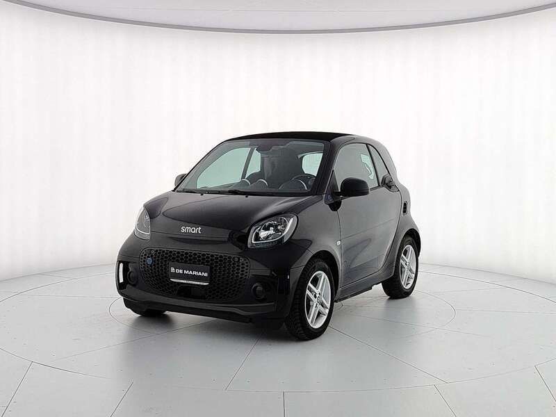 Usata Smart ForTwo Electric Drive Pure 41 kW (56 CV) 2021 Nero Utilitaria