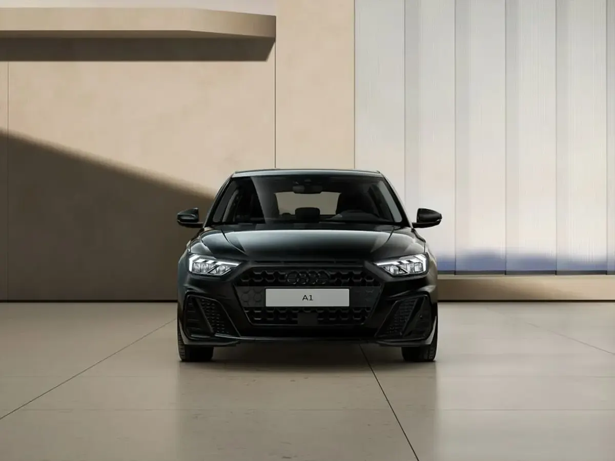 Nuova Audi A1 Sportback S-Line 2026 Nero mito metallizzato Utilitaria
