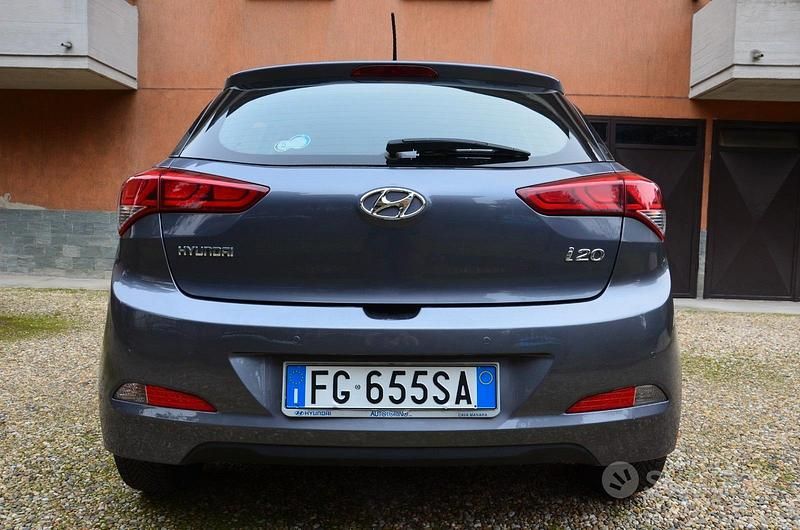 Usata Hyundai i20 Classic 2017 Grigio Utilitaria
