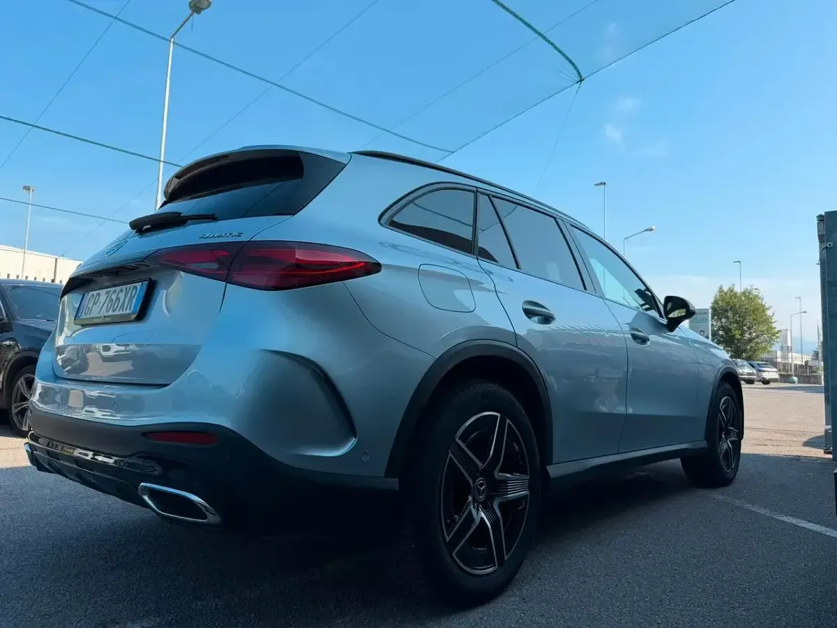 Usata Mercedes GLC220 Premium 197 CV (144 kW) 2023 Argento SUV