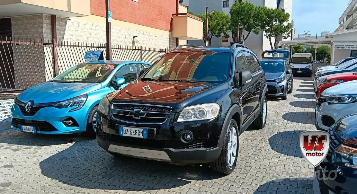 Usata Chevrolet Captiva 150 CV (110 kW) 2010 Nero SUV