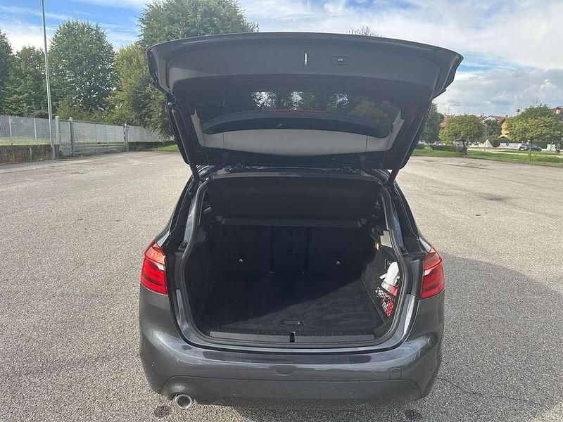 Usata BMW 216 Active Tourer 116 CV (85 kW) 2020 Grigio Monovolume