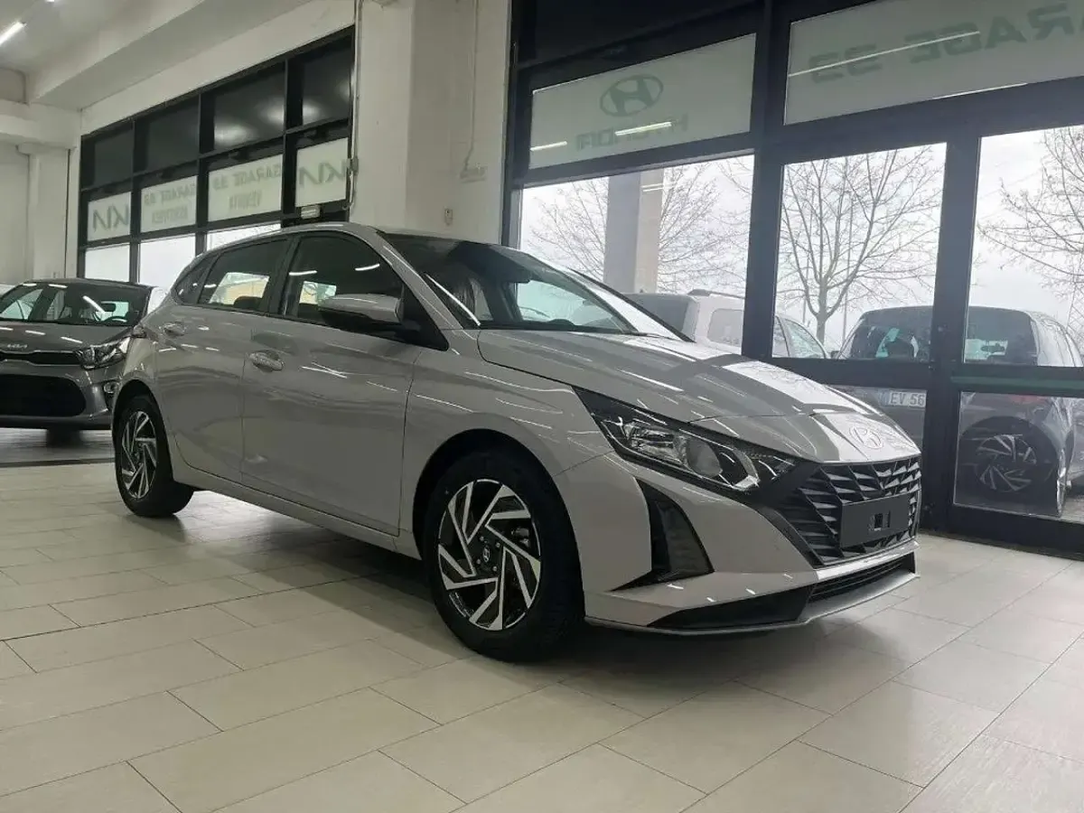 Nuova Hyundai i20 90 CV (66 kW) 2026 Vari colori Utilitaria