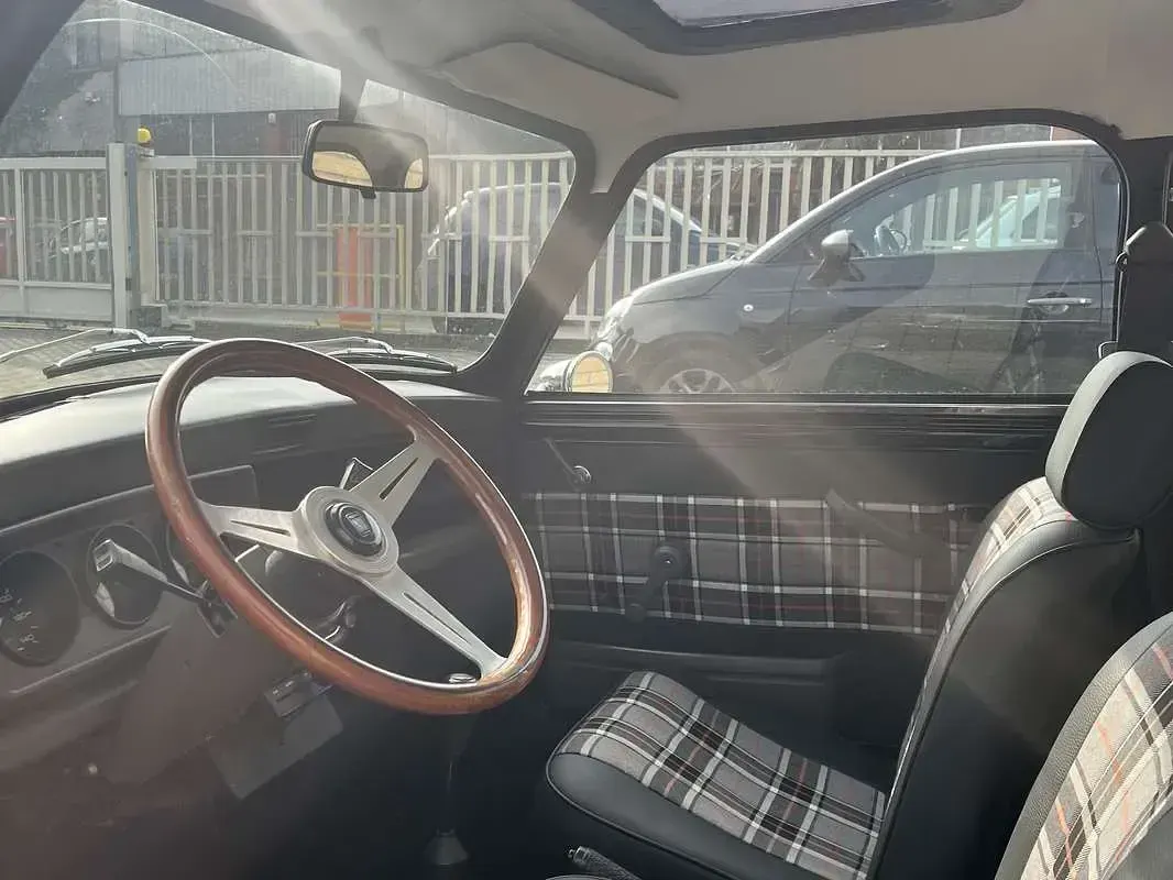 Usata Rover Mini 44 CV (32 kW) 1989 Nero Berlina