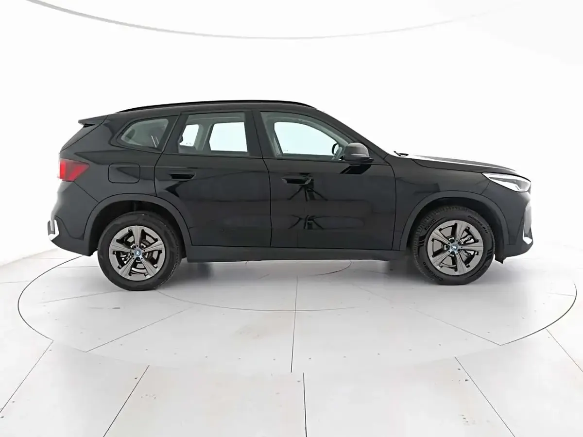 Usata BMW X1 150 CV (110 kW) 2023 Nero SUV