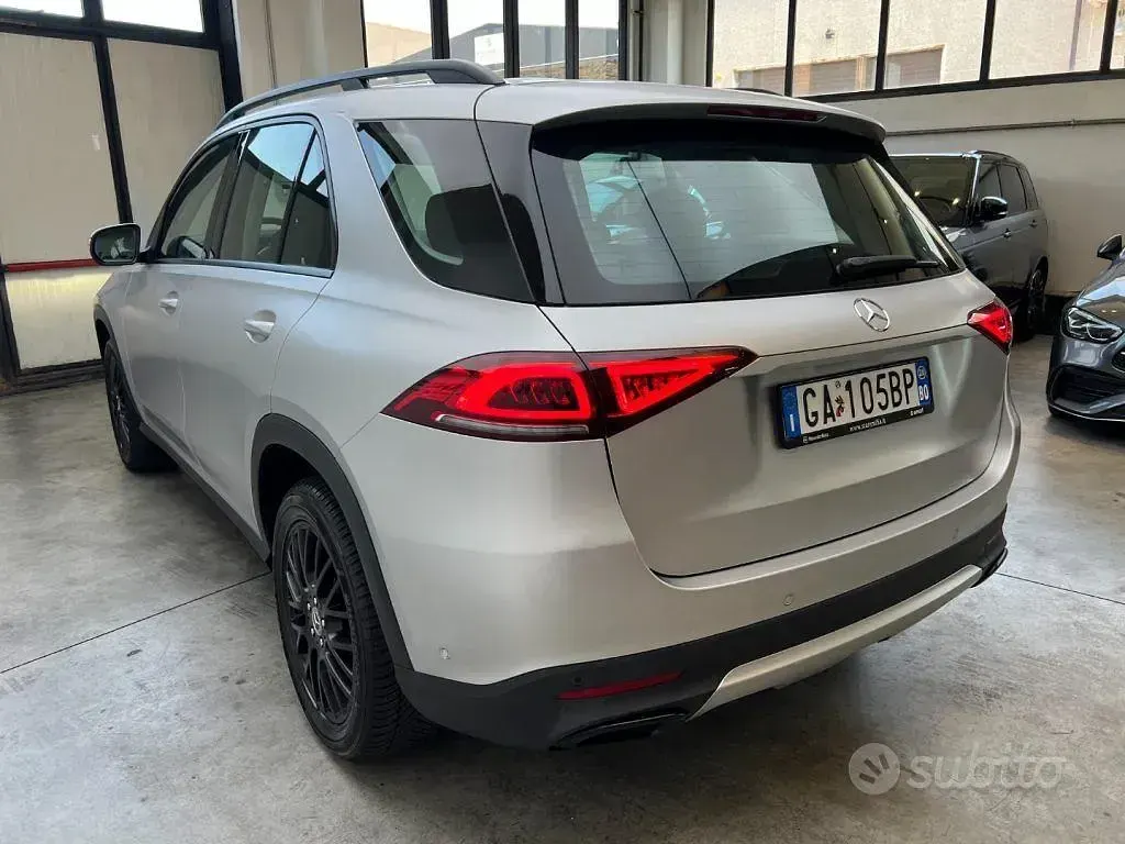 Usata Mercedes GLE300 Executive 245 CV (180 kW) 2020 Grigio SUV