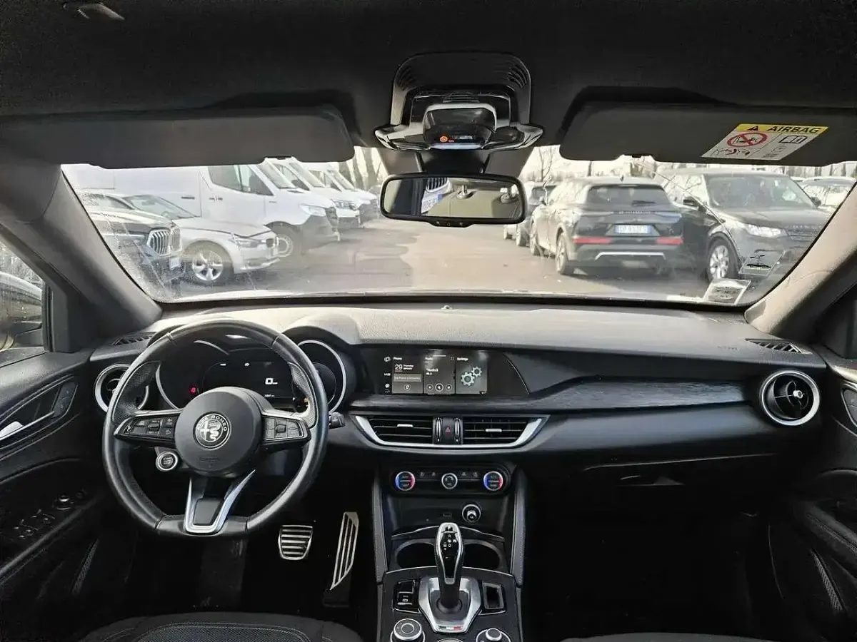 Usata Alfa Romeo Stelvio Super 209 CV (153 kW) 2023 Grigio SUV