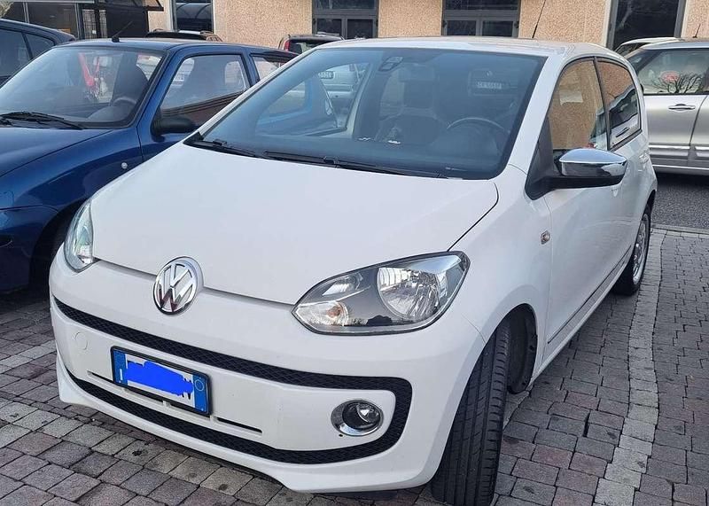 Usata 2015 VW up! Highline Due volumi | 5500 € (Ottimo prezzo) - Immagine 1/4