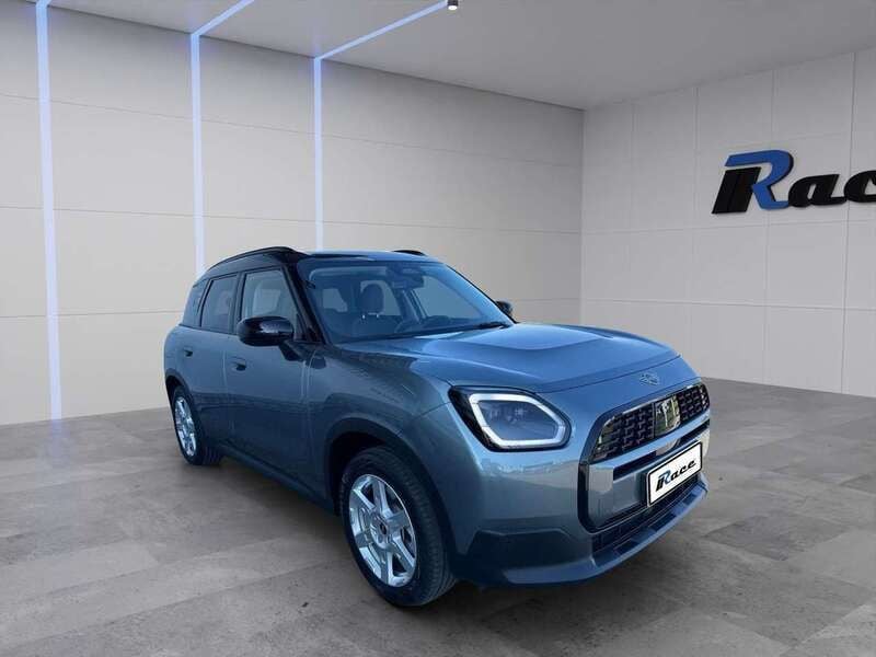 Usata Mini Countryman 156 CV (114 kW) 2024 Grigio SUV