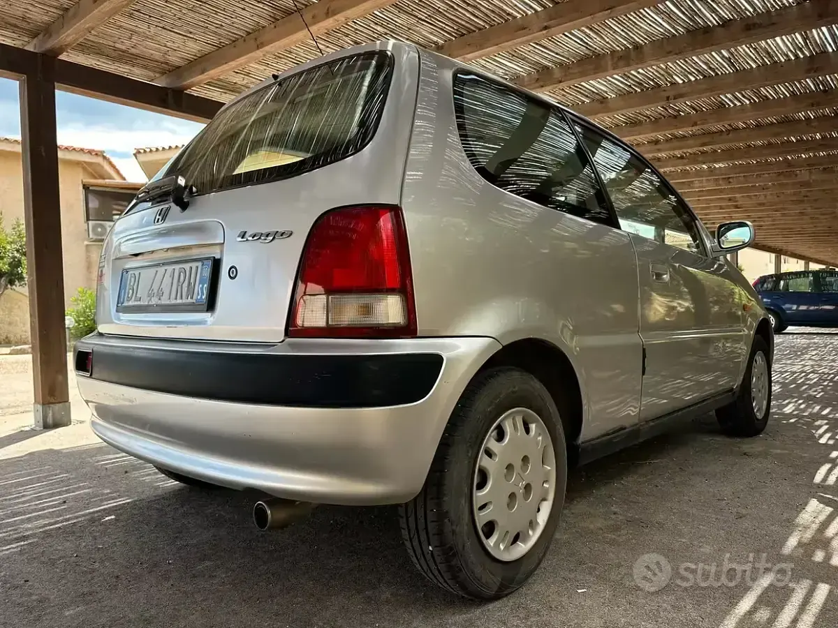 Usata Honda Logo 65 CV (47 kW) 2000 Grigio Utilitaria