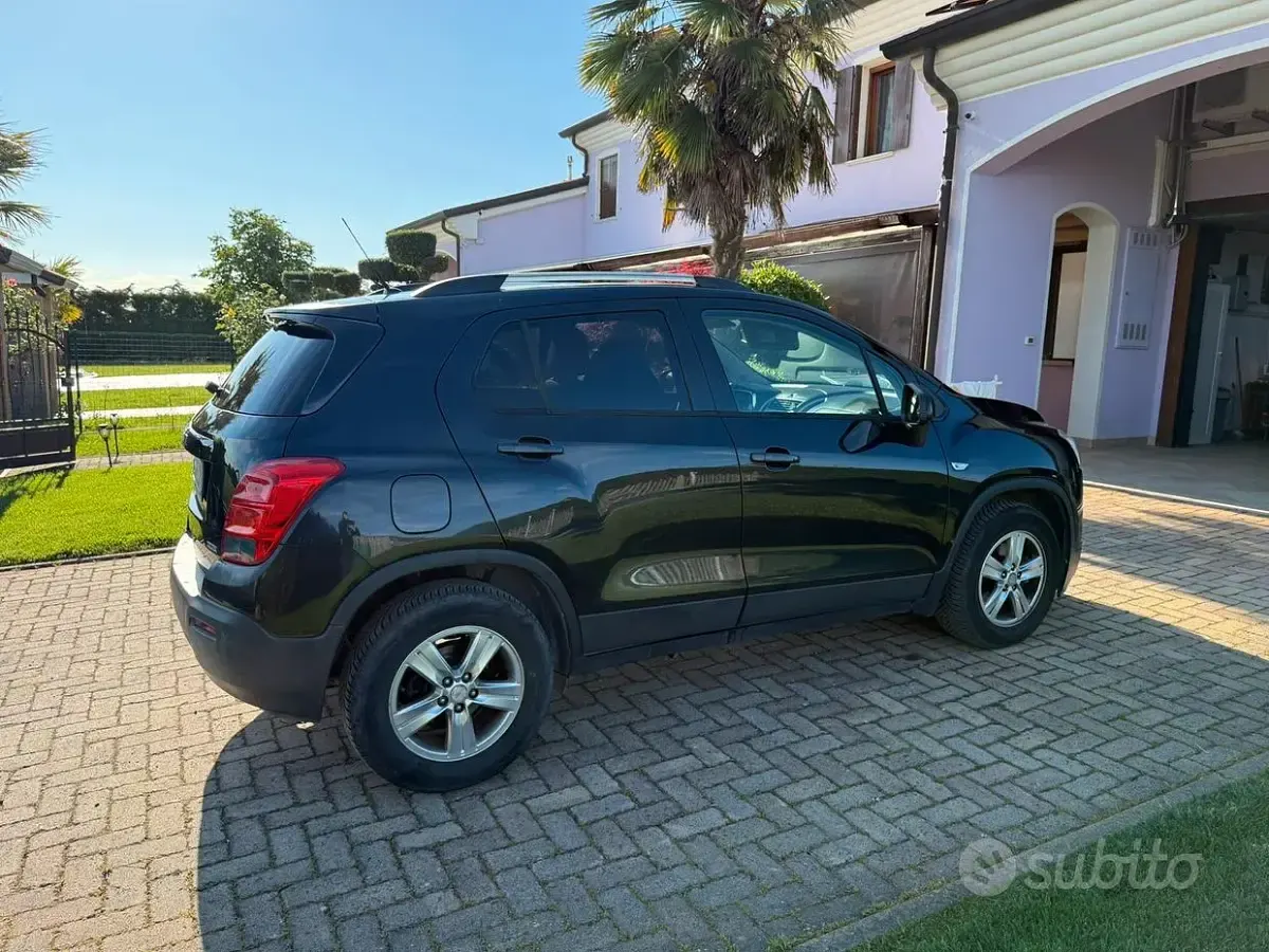 Usata Chevrolet Trax 115 CV (84 kW) 2014 Nero SUV