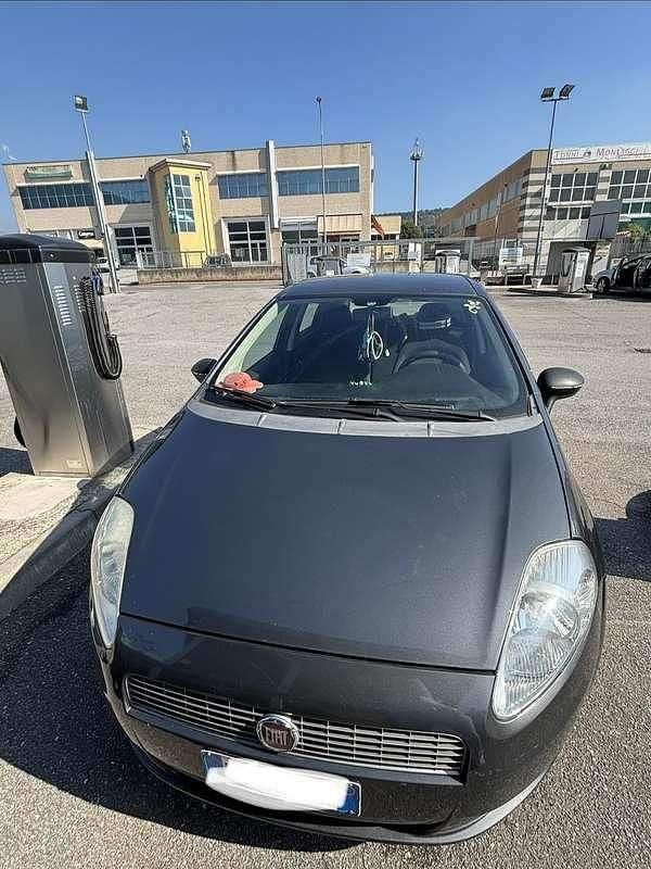 Usata Fiat Grande Punto Dynamic 65 CV (47 kW) 2009 Utilitaria