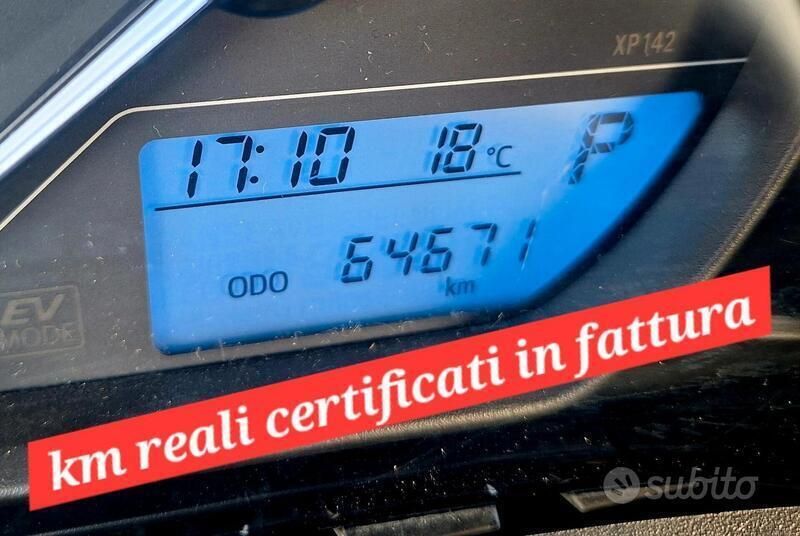 Usata Toyota Yaris Hybrid Active 73 CV (53 kW) 2019 Blu Berlina