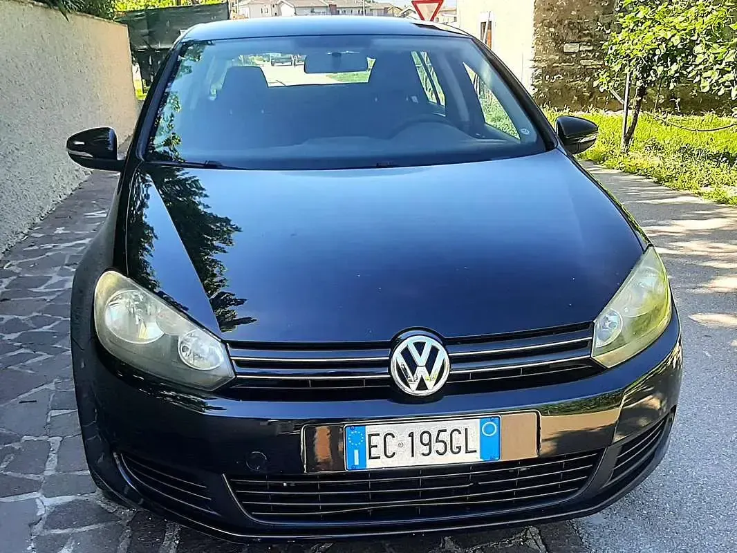 Usata VW Golf VI 122 CV (89 kW) 2010 Nero Utilitaria