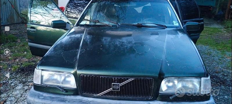 Usata Volvo 850 211 CV (155 kW) 1995 Verde Station wagon