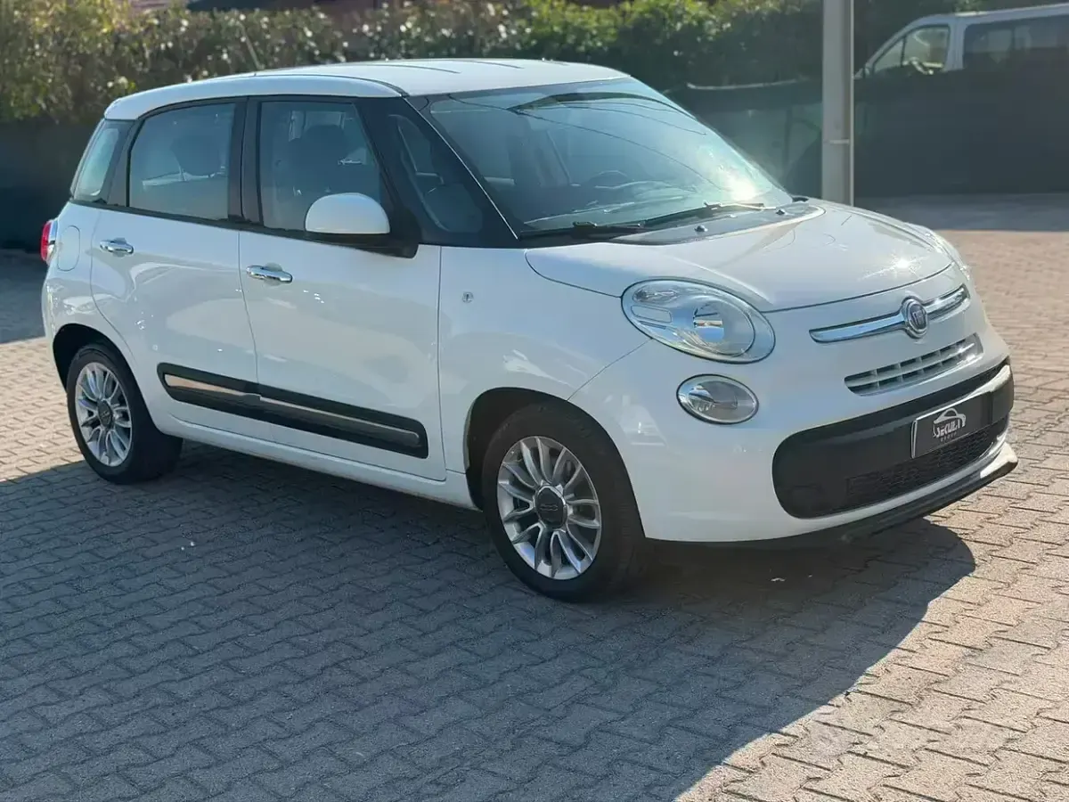 Usata Fiat 500L Pop Star 120 CV (88 kW) 2016 Bianco Monovolume