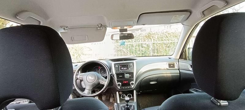 Usata Subaru Forester Exclusive+ 147 CV (108 kW) 2012 Argento SUV