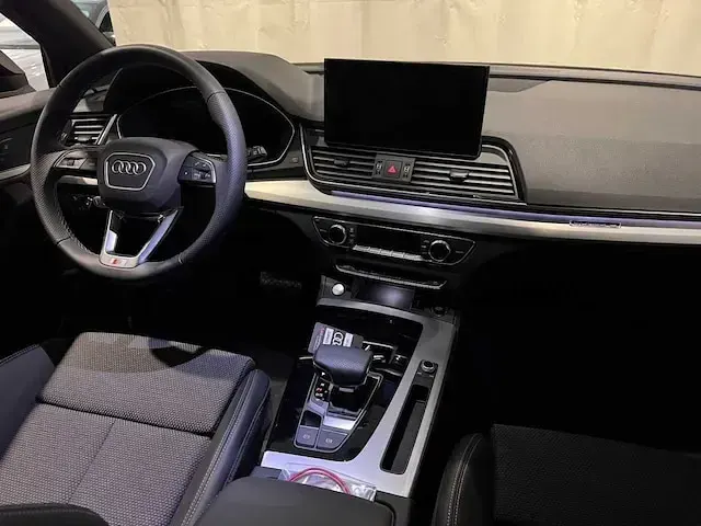 Usata Audi Q5 Sportback S-line plus 299 CV (219 kW) 2024 Nero mythos metallizzato SUV