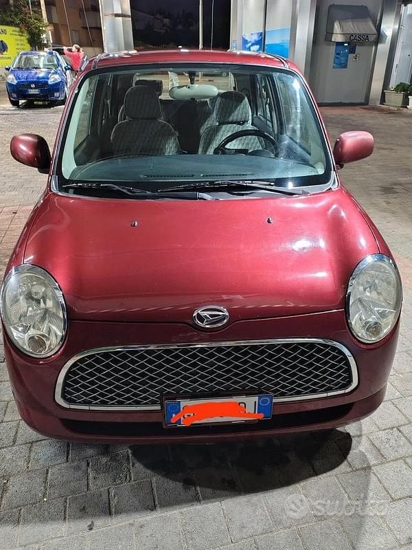 Usata Daihatsu Trevis 58 CV (42 kW) 2007 Rosso Utilitaria