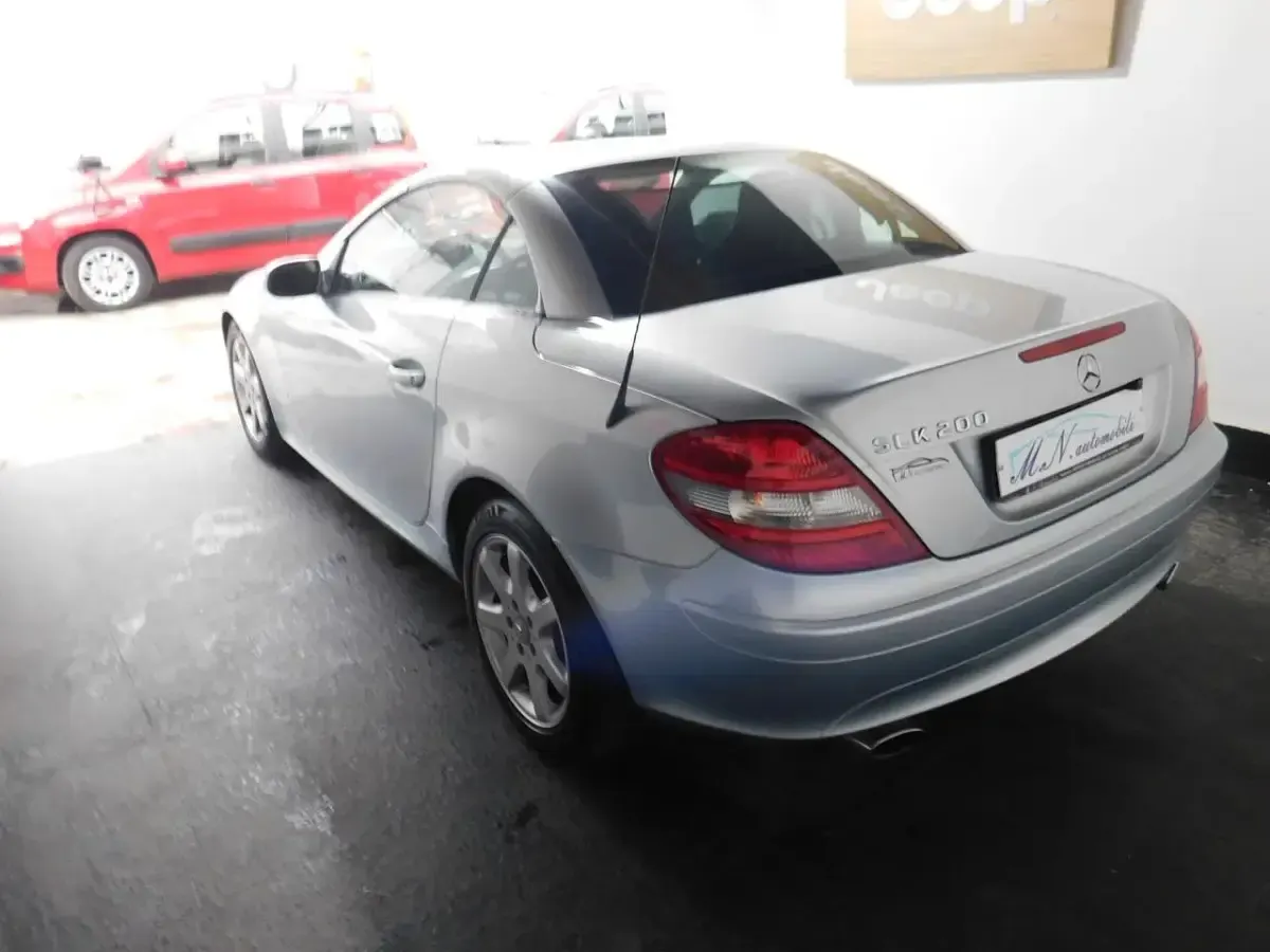 Usata Mercedes SLK200 Edition 163 CV (119 kW) 2004 Grigio metallizzato Cabrio