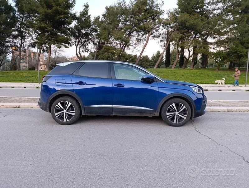 Blu Usata 2020 Peugeot 3008 SUV | 12.490 € (Super prezzo) - Immagine 1/4