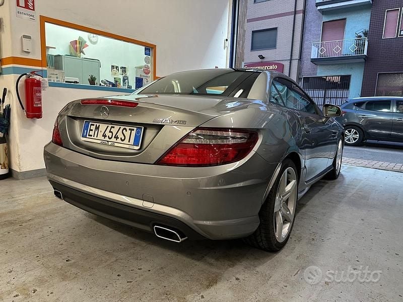 Usata Mercedes SLK200 Premium 184 CV (135 kW) 2012 Grigio Cabrio