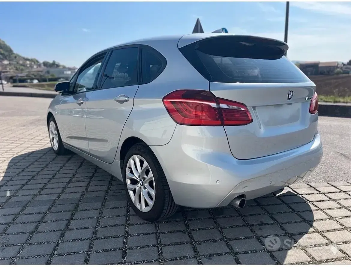 Usata BMW 216 Active Tourer 2015 Grigio Monovolume