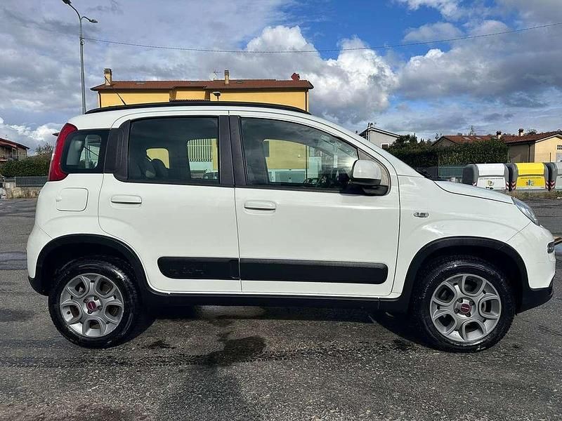 Usata Fiat Panda 4x4 75 CV (55 kW) 2014 Bianco Utilitaria