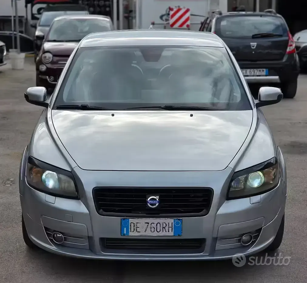 Usata Volvo C30 Summum 136 CV (100 kW) 2007 Grigio Utilitaria