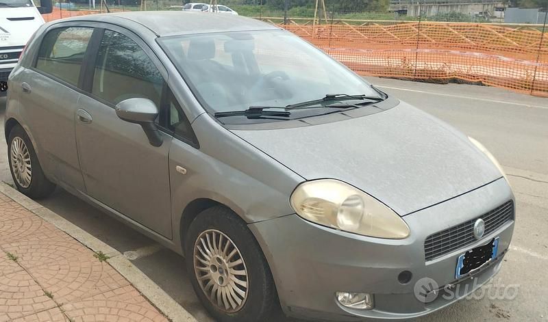 Usata Fiat Grande Punto 2005 Grigio Utilitaria