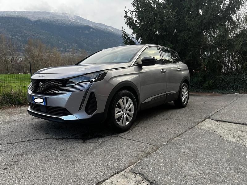 Usata Peugeot 3008 131 CV (96 kW) 2022 Grigio SUV