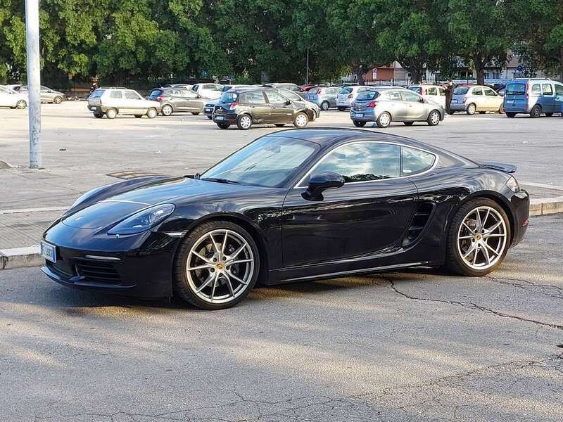Nero Usata 2017 Porsche 718 Cayman Coupé | 65.900 € (Molto cara) - Immagine 1/4