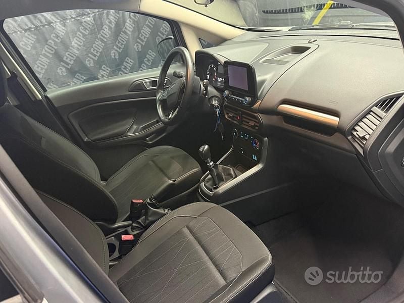 Usado Ford Ecosport Business Edition 100 HP (73 kW) 2018 Cinzento SUV