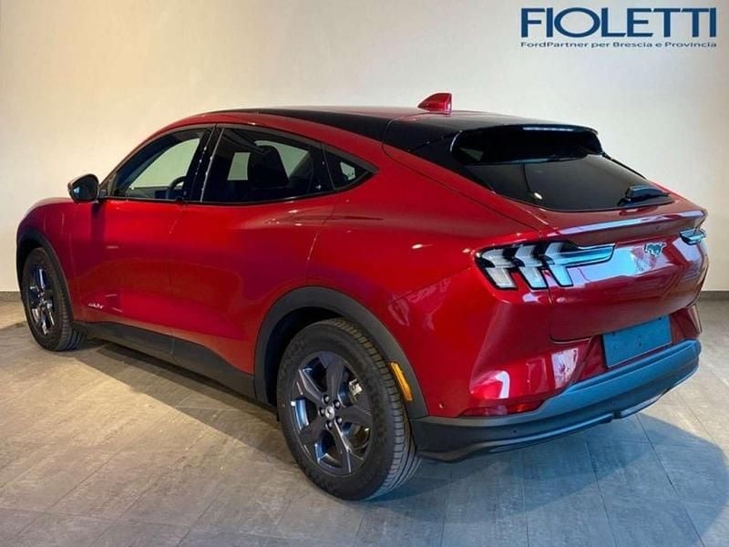 Usata Ford Mustang Mach-E 197 kW (269 CV) 2021 Rosso SUV
