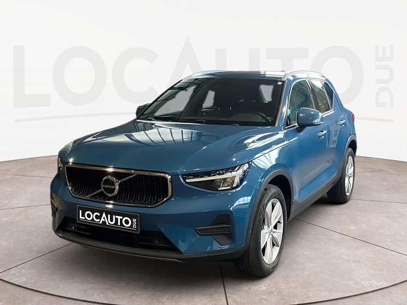 Blu Usata 2024 Volvo XC40 Core SUV | 25.990 € (Buon prezzo) - Immagine 1/3