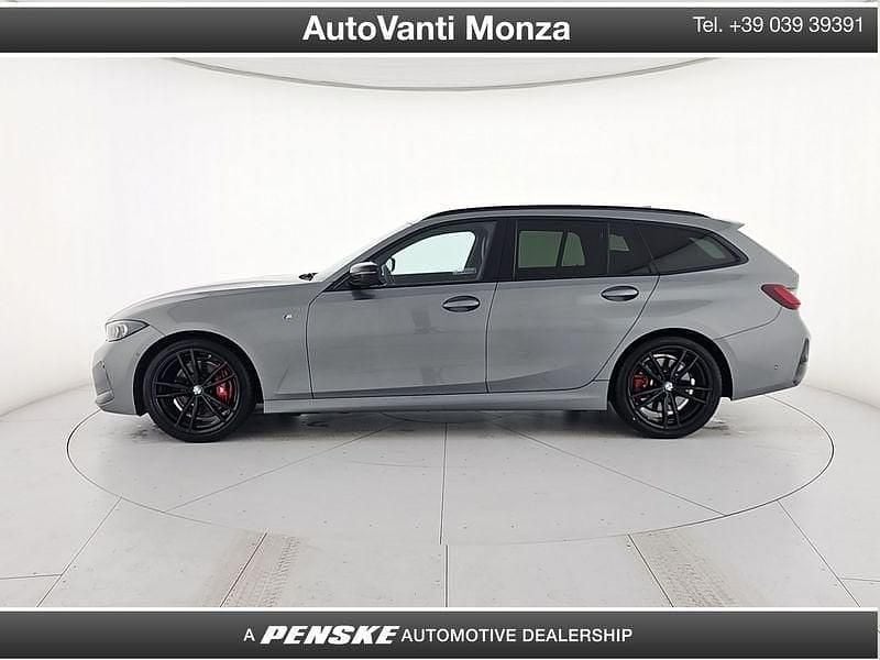 Usata BMW 320e M Sport 190 CV (139 kW) 2024 Grigio Station wagon
