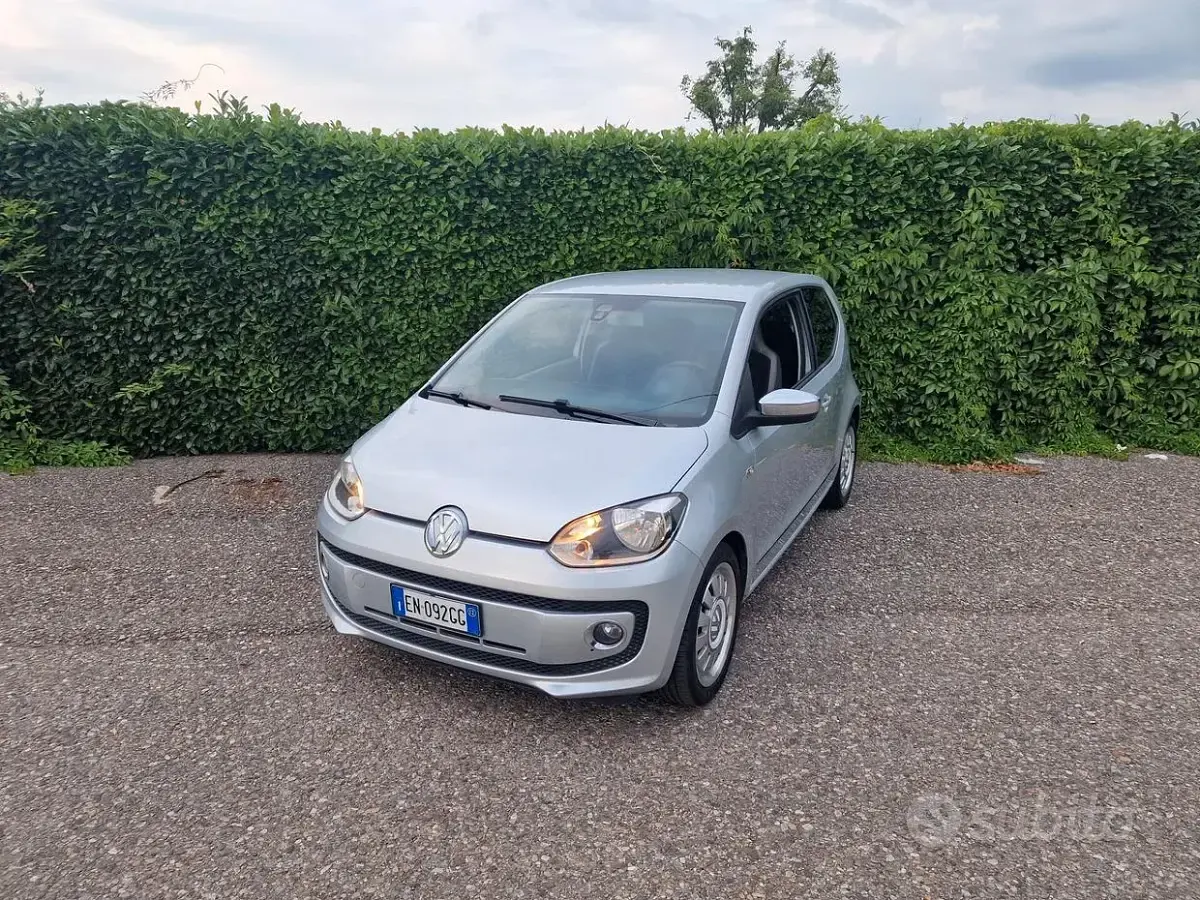 Usata VW up! 75 CV (55 kW) 2012 Grigio Utilitaria