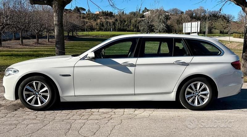 Usata BMW 530 258 CV (189 kW) 2015 Bianco Station wagon