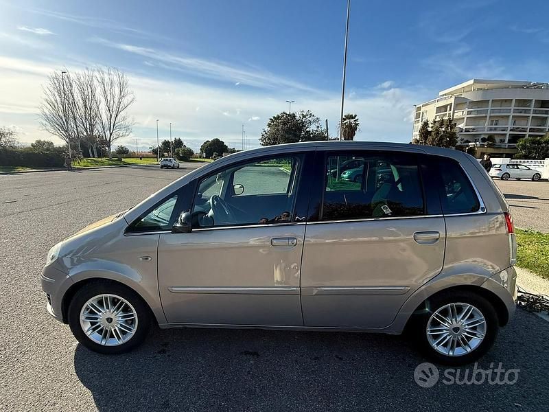 Usata Lancia Musa 90 CV (66 kW) 2011 Monovolume