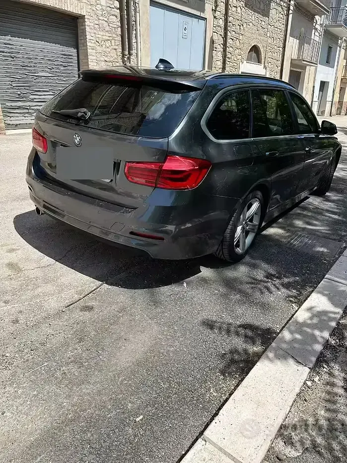 Usata BMW 318 Efficient Dynamics 150 CV (110 kW) 2016 Station wagon