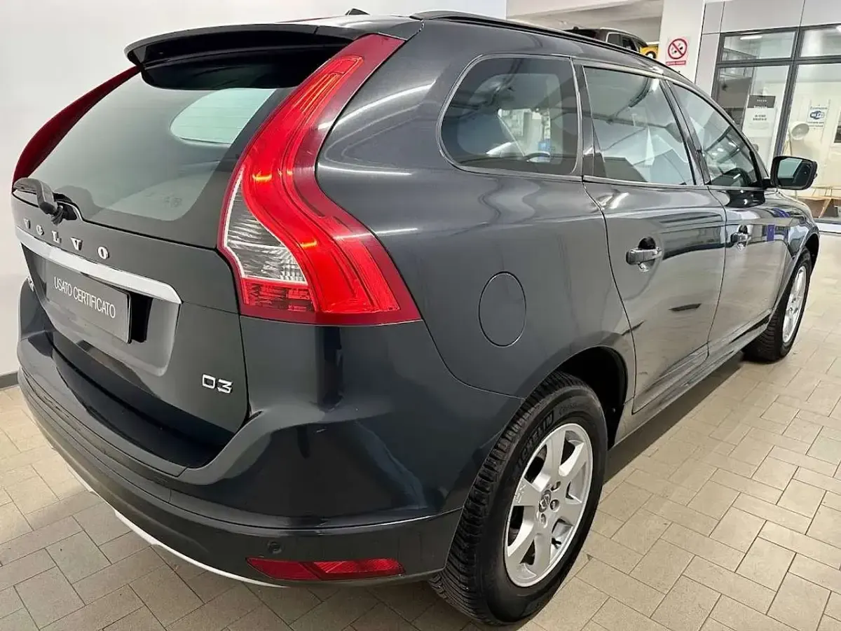 Usata Volvo XC60 Business Edition 136 CV (100 kW) 2014 Antracite metallizzato SUV