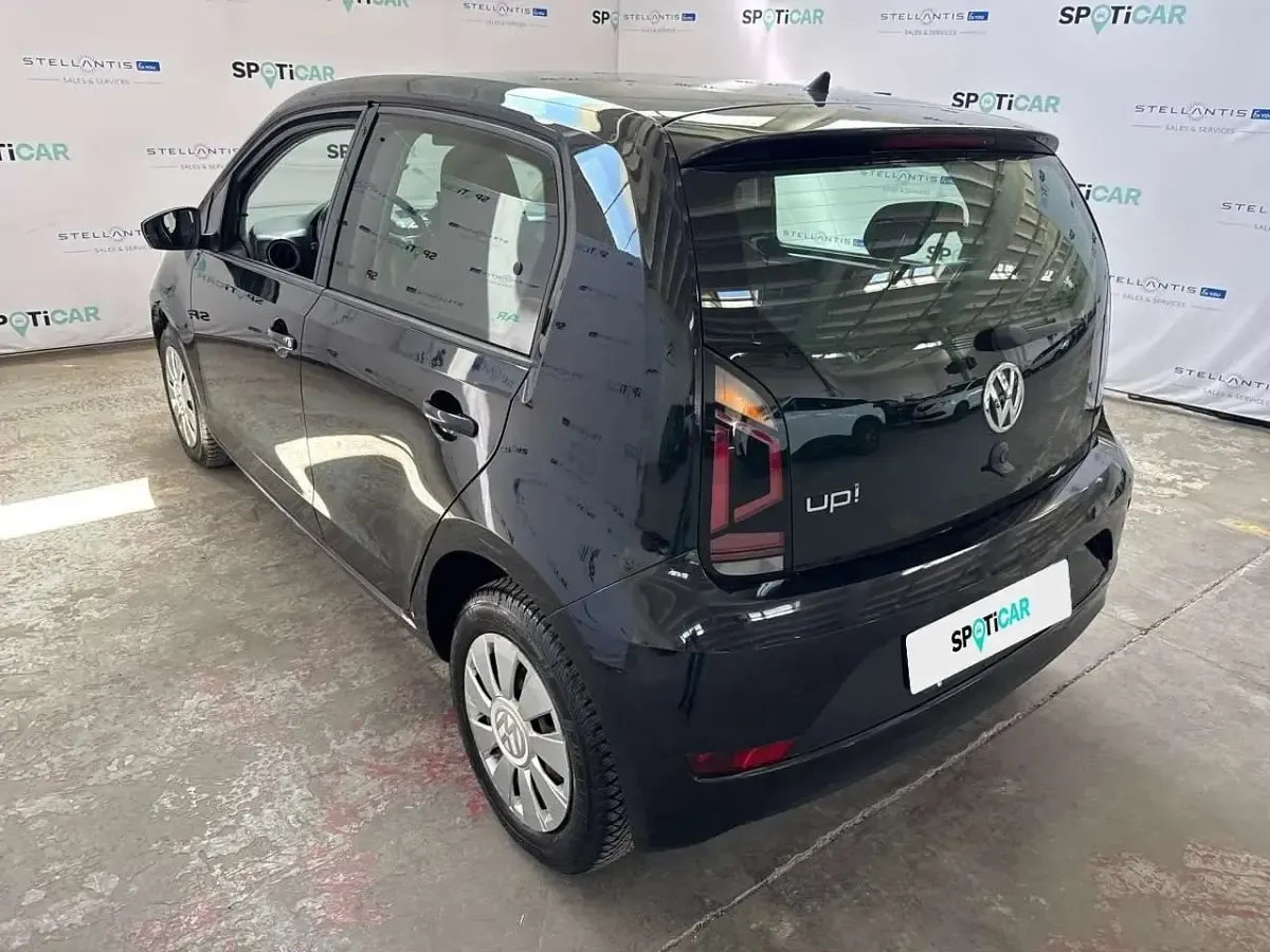 Usata VW up! move up! 60 CV (44 kW) 2017 Nero Utilitaria