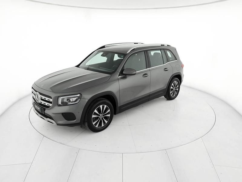 Usata Mercedes GLB180 116 CV (85 kW) 2022 Grigio SUV