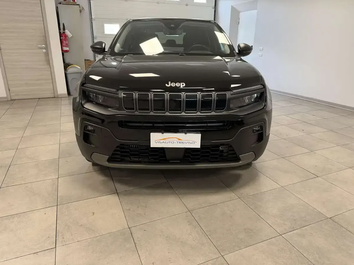 Usata Jeep Avenger Longitude 101 CV (74 kW) 2024 Nero SUV