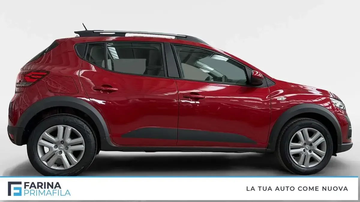 Usata Dacia Sandero Comfort 91 CV (66 kW) 2023 Rosso Berlina