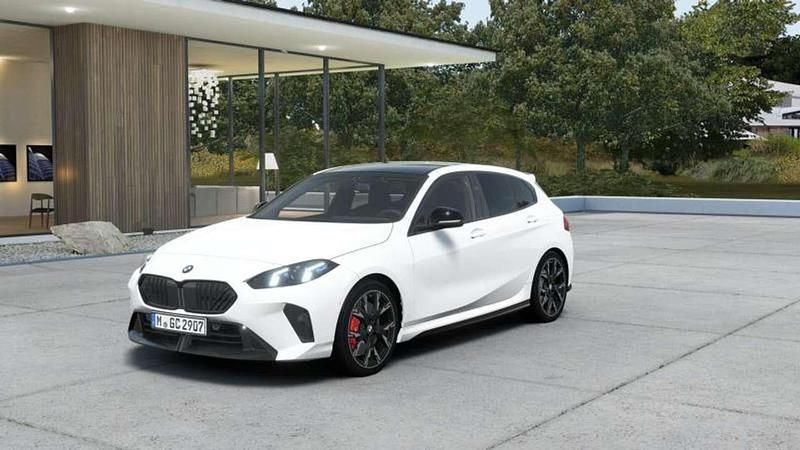 Nuova BMW 120 M Sport 163 CV (119 kW) 2026 Alpin white pastello Utilitaria